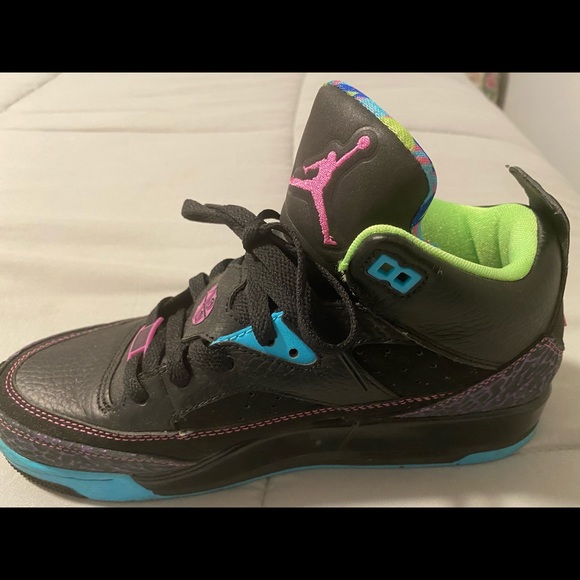 Jordan son of Mars Brooklyn spike Lee sneakers - Picture 4 of 5